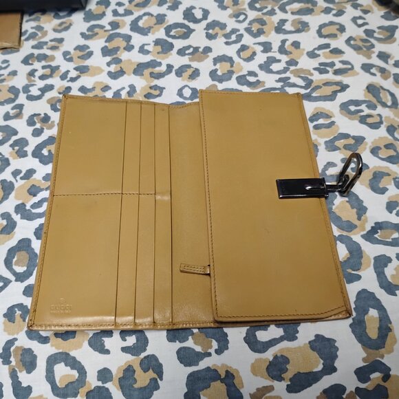 ❤️Vintage GUCCI Distressed All Leather Clutch 6 Id Checkbook Wallet - Picture 4 of 8